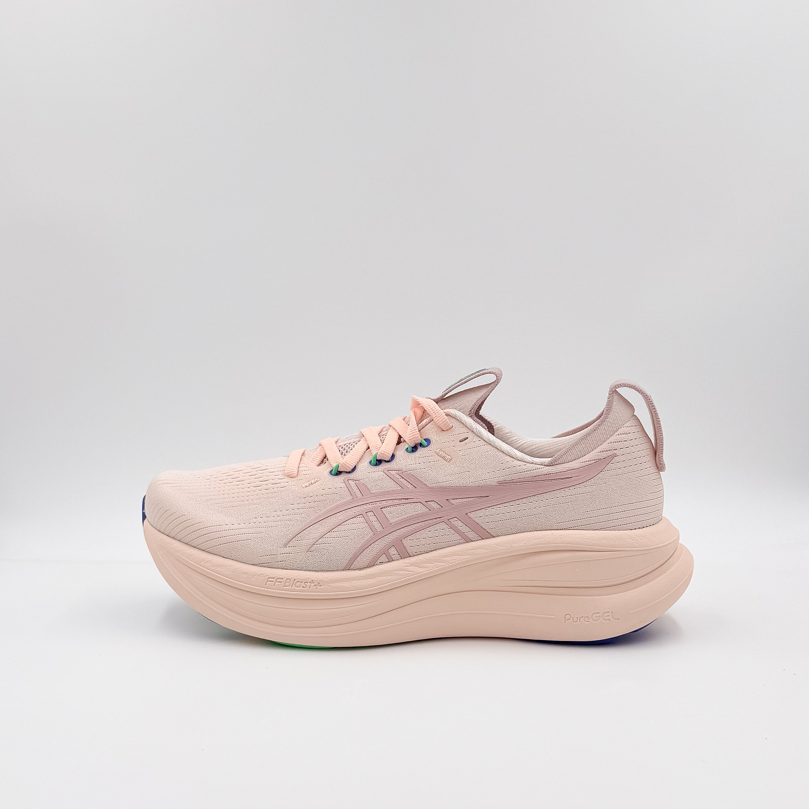 Women's Gel Nimbus 28 WIDE